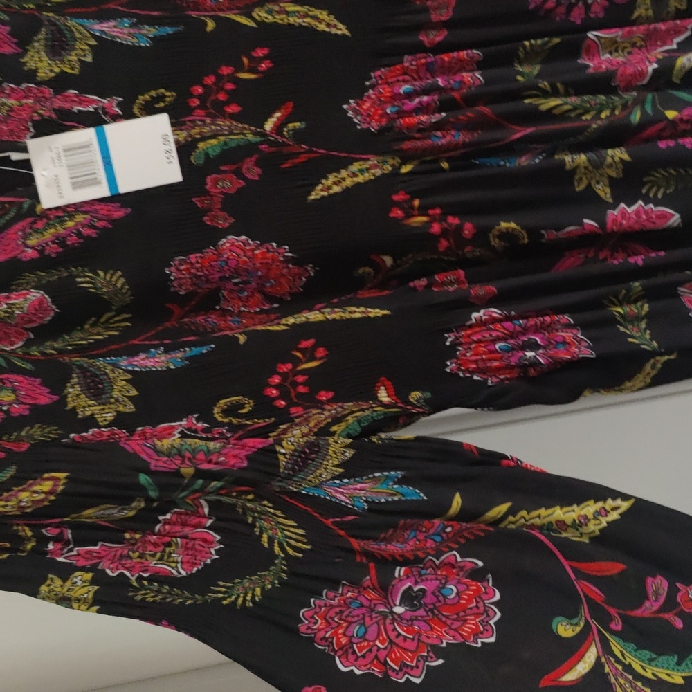 Spense Floral Black and Pink Blouse - Picture 4 of 4